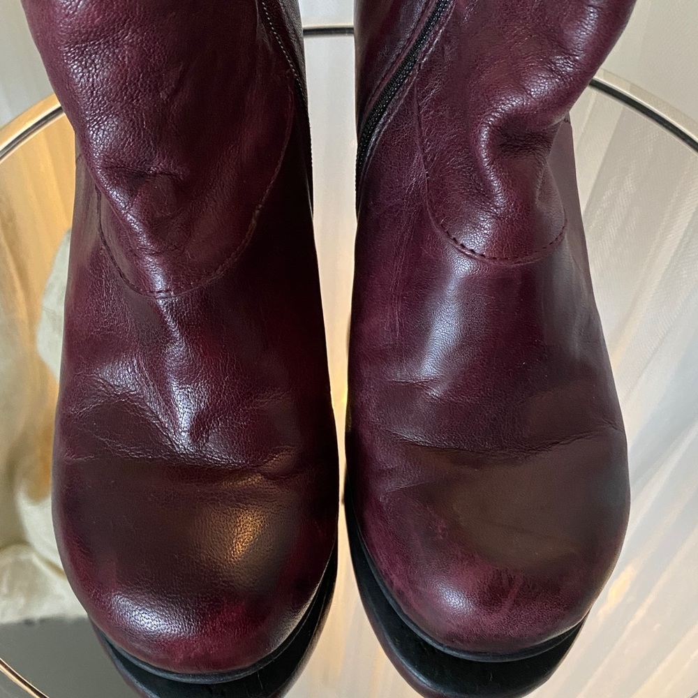 Miz Mooz New York City Burgundy Ankle Leather Boots! Side Zipper Size 9 - Picture 5 of 16